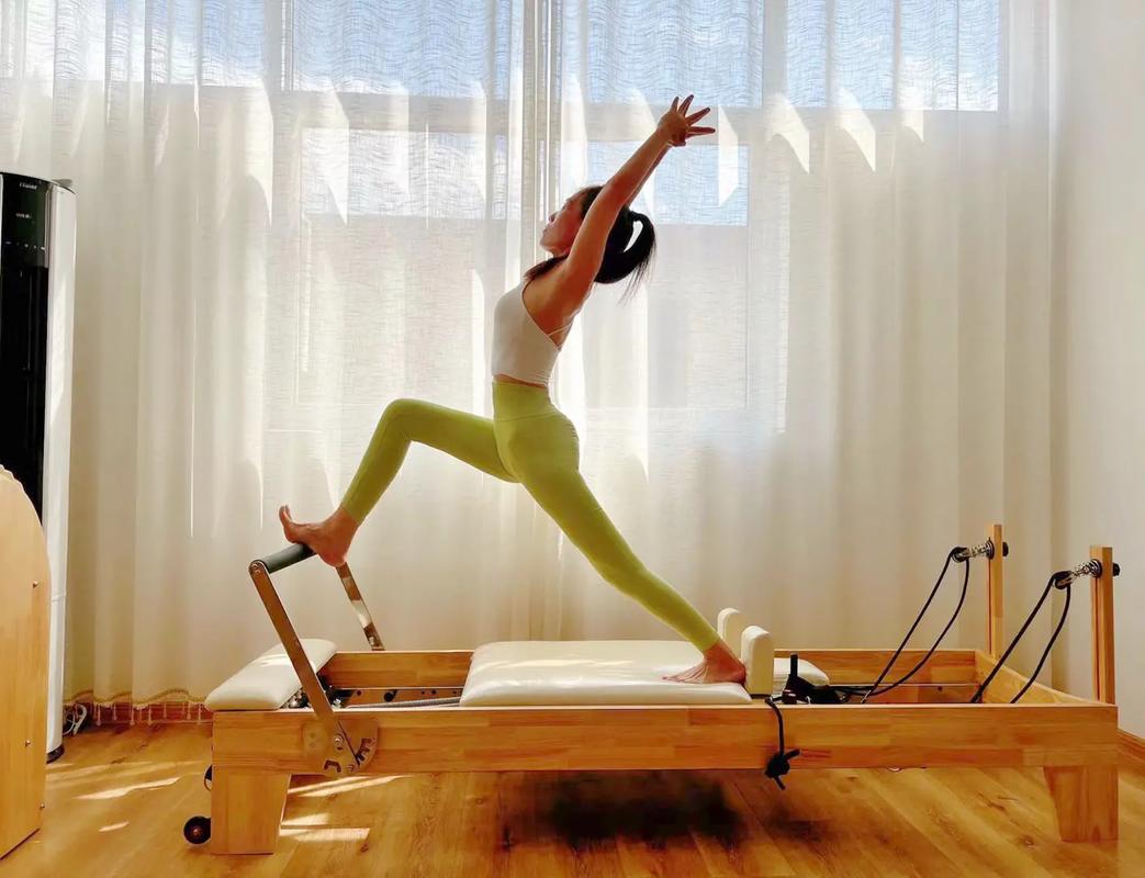 Apakah perbezaan antara Pilates dan Yoga?