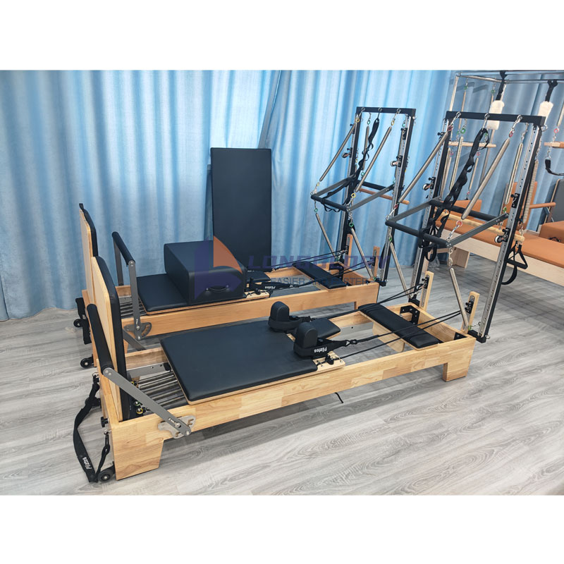 Pilates Kayu Oak Dengan Separuh Menara